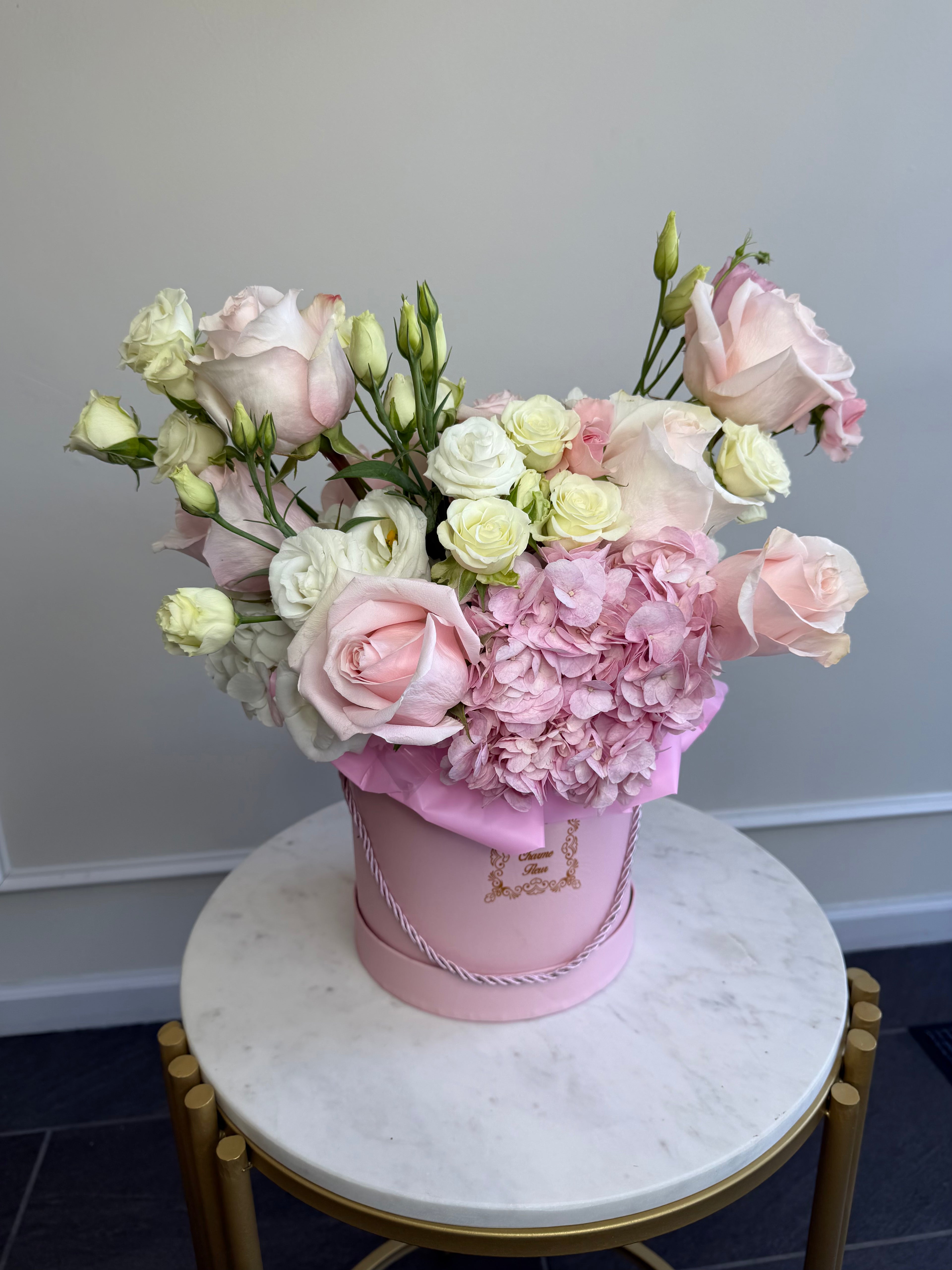 Blush Signature Box